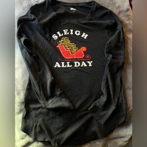 Sleigh All Day Old Navy XL thermal top